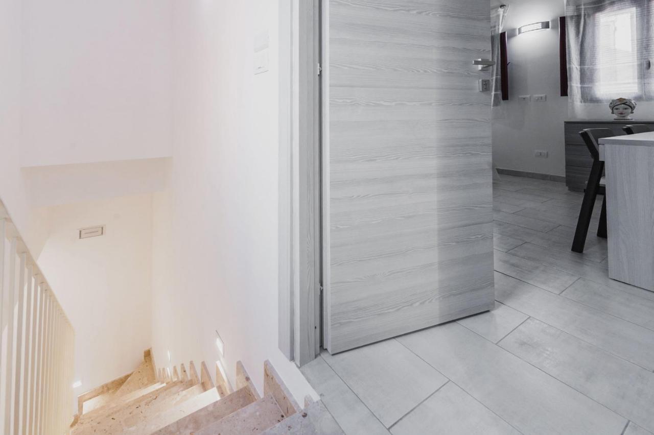 Modern Duplex With Balcony By Wonderful Italy Catânia Exterior foto